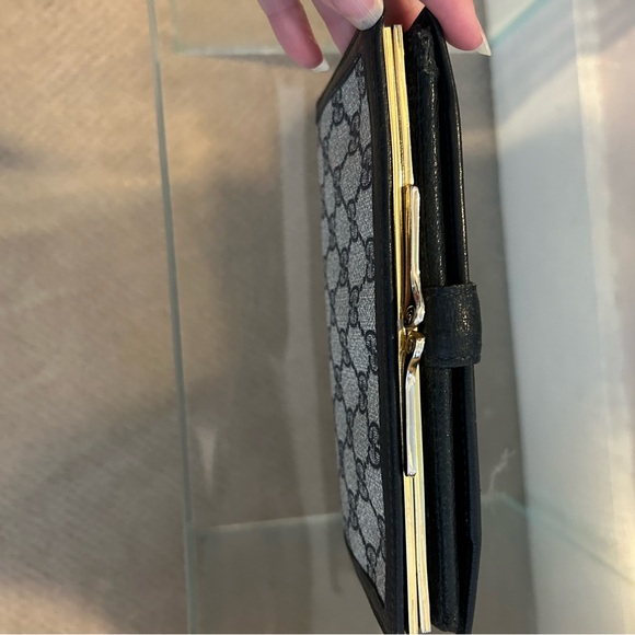GUCCI Vintage Interlocking CC logo French Purse - Picture 6 of 15